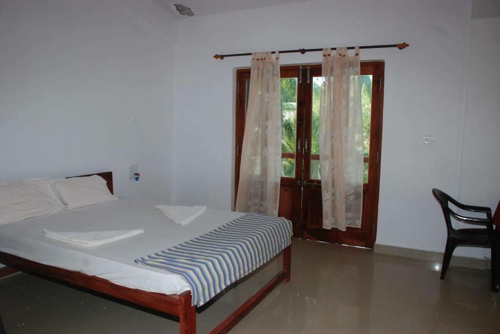 Shankarz By The Sea Mandrem Ngoại thất bức ảnh