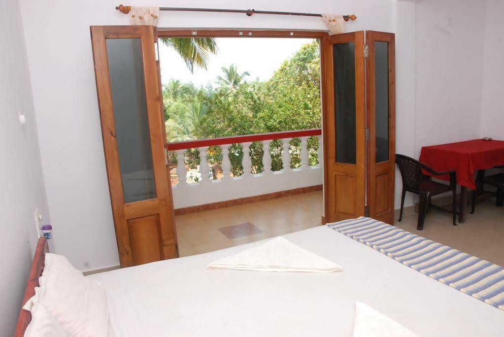 Shankarz By The Sea Mandrem Ngoại thất bức ảnh