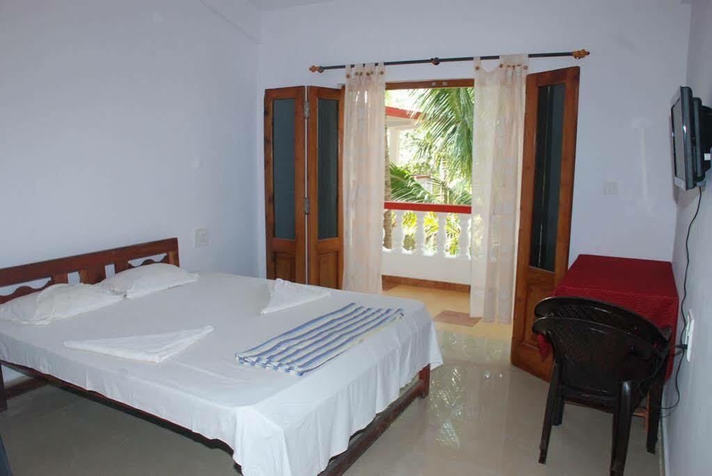 Shankarz By The Sea Mandrem Ngoại thất bức ảnh