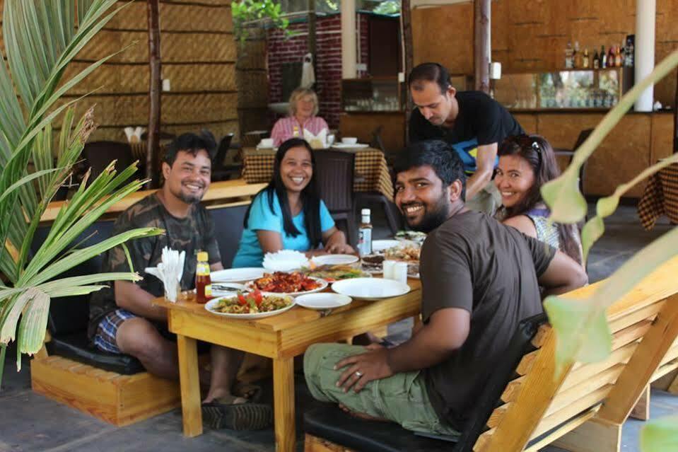 Shankarz By The Sea Mandrem Ngoại thất bức ảnh